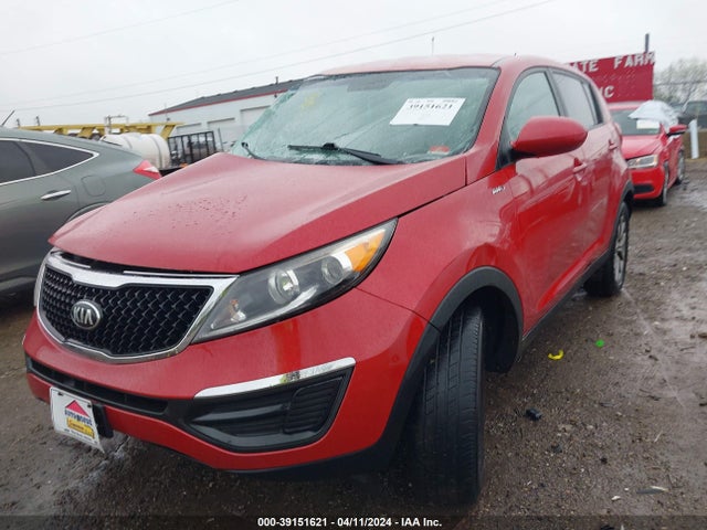 KIA Sportage Lx 2015 KNDPBCAC8F7758932 Image 2