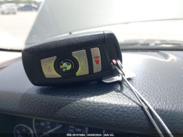 WBA5A5C57FD516796 BMW 528I