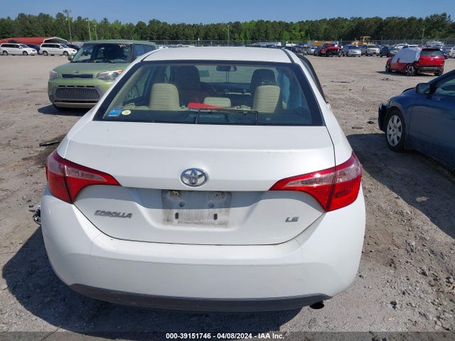 Toyota COROLLA LE 2018 5YFBURHE3JP842940 Image 16
