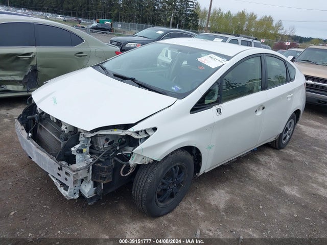 Toyota Prius Two 2015 JTDKN3DU4F0484871 Image 2