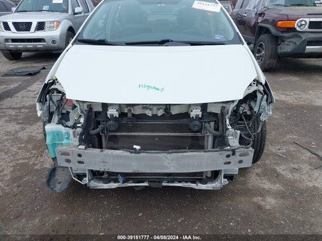 Toyota Prius Two 2015 JTDKN3DU4F0484871 Image 6