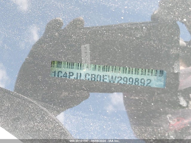 1C4PJLCB0EW299892 Jeep Cherokee Latitude