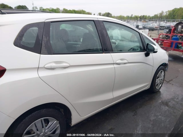 Honda FIT LX 2019 3HGGK5H41KM704352 Image 14
