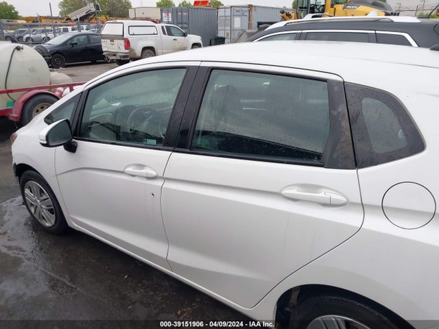 Honda FIT LX 2019 3HGGK5H41KM704352 Image 15