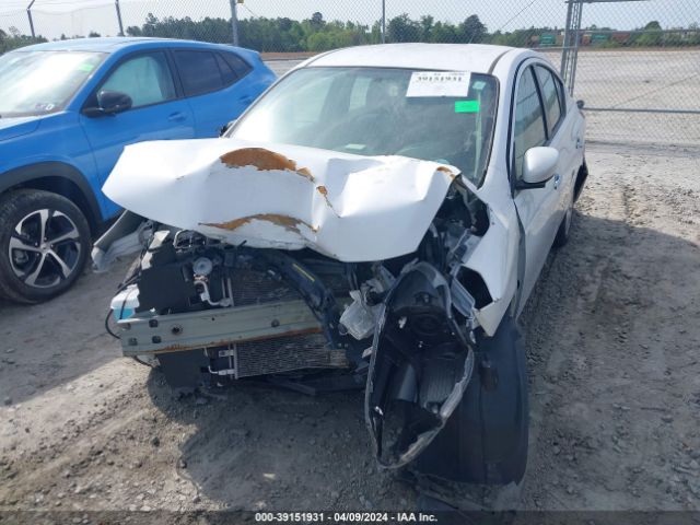 3N1CN7AP7HL877735 Nissan Versa 1.6 Sv