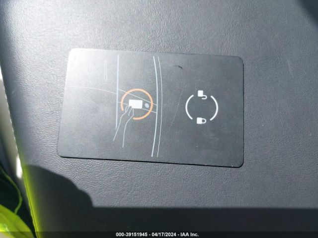 5YJ3E1EBXJF097161 Tesla Model 3 Long Range/performance