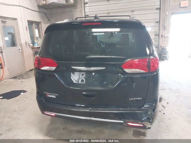 Chrysler Pacifica Limited 2020 2C4RC1GG3LR162884 Image 16
