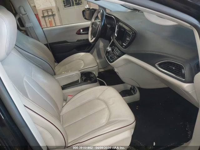 Chrysler Pacifica Limited 2020 2C4RC1GG3LR162884 Image 5