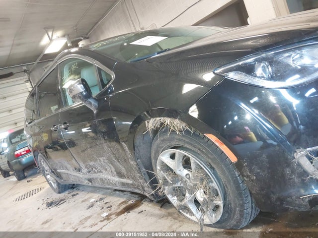 Chrysler Pacifica Limited 2020 2C4RC1GG3LR162884 Image 6