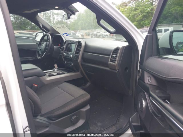 1FMJU1HT5KEA11865 Ford Expedition Xlt