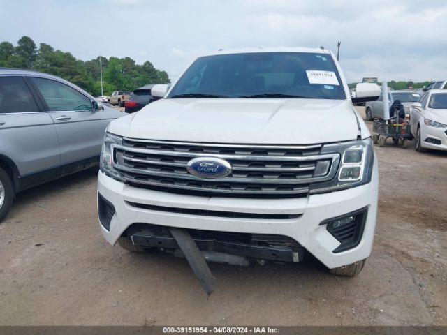 1FMJU1HT5KEA11865 Ford Expedition Xlt