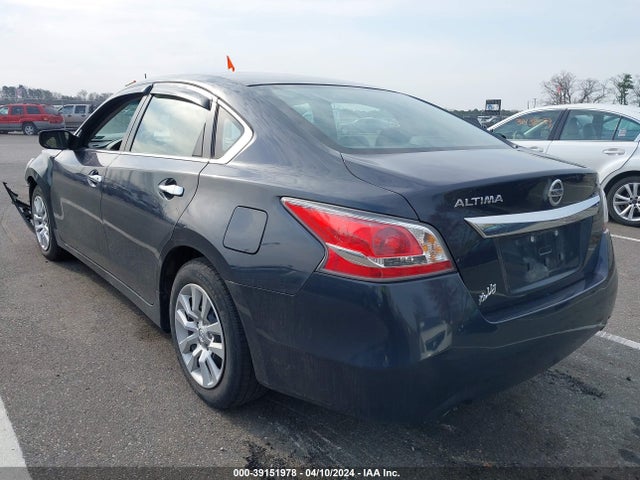 Nissan Altima 2.5 S 2015 1N4AL3APXFC199399 Image 3