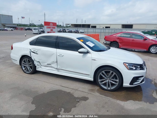 1VWDT7A31HC084346 Volkswagen Passat 1.8t R-line