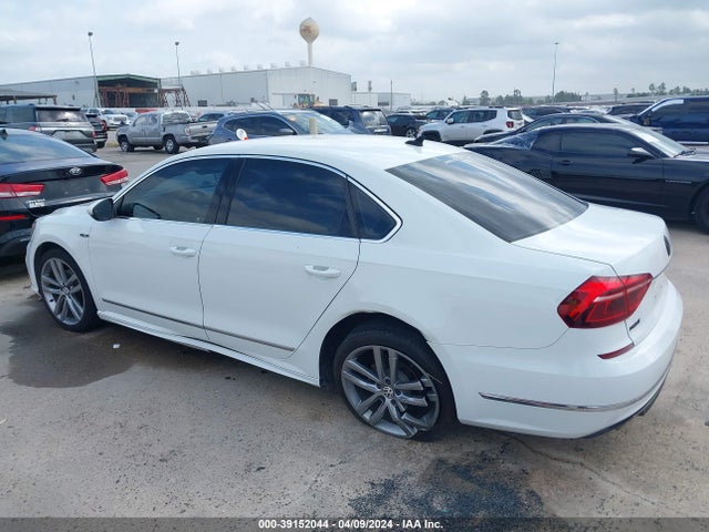 1VWDT7A31HC084346 Volkswagen Passat 1.8t R-line