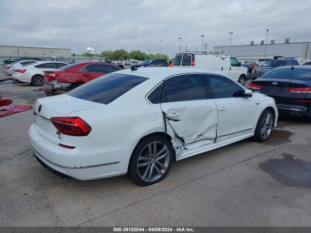 1VWDT7A31HC084346 Volkswagen Passat 1.8t R-line