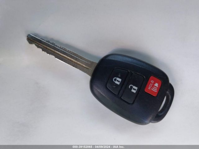 JTLZE4FEXFJ069885 Scion XB