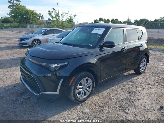 KIA SOUL LX 2023 KNDJ23AU3P7896216 Image 2