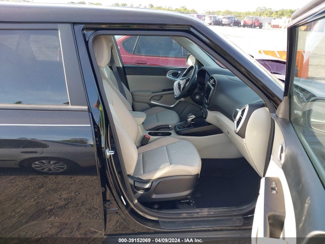 KIA SOUL LX 2023 KNDJ23AU3P7896216 Image 5