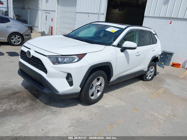 Toyota Rav4 Xle 2019 2T3W1RFV3KW046113 Image 2