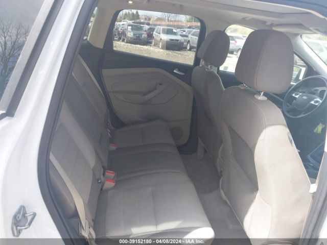 1FMCU9GX7GUB28436 Ford ESCAPE SE