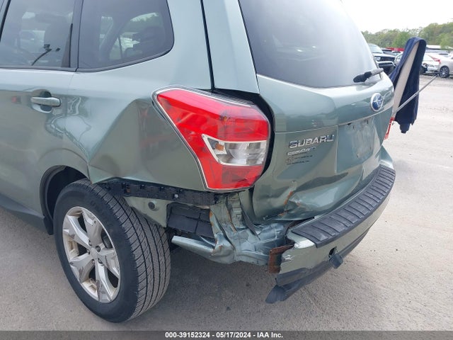 Subaru Forester 2.5i Premium 2014 JF2SJAEC4EH542789 Image 6