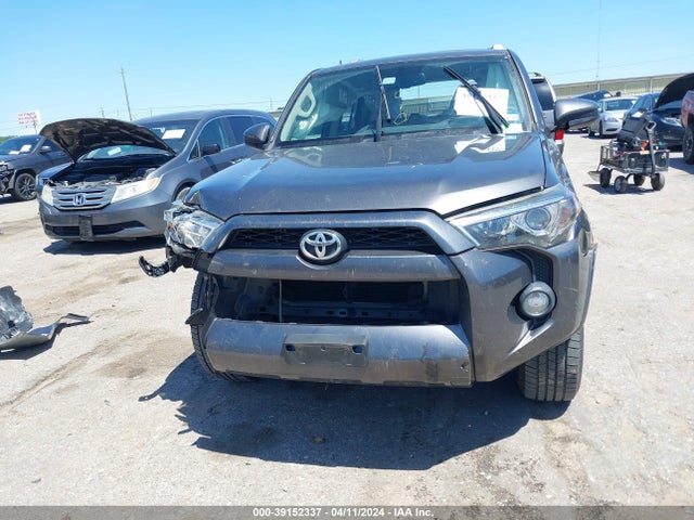 Toyota 4RUNNER SR5 2016 JTEZU5JR8G5112513 Image 12