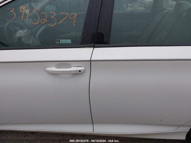 Honda ACCORD LX 2018 1HGCV1F15JA116179 Image 15