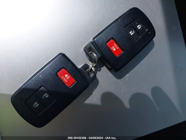 Toyota Rav4 Xle 2018 JTMRFREV8JJ720754 Image 11