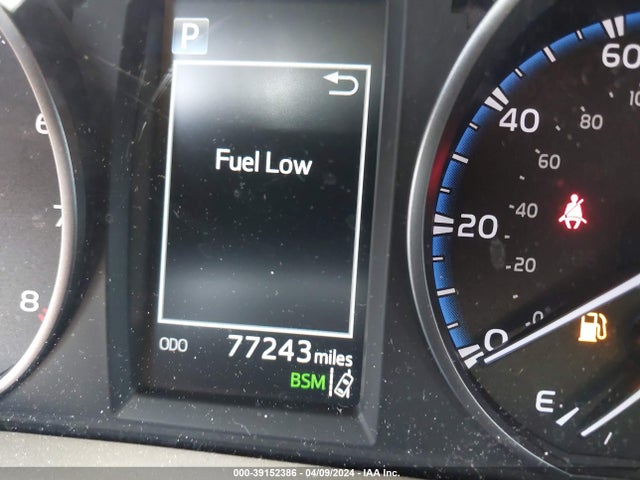 Toyota Rav4 Xle 2018 JTMRFREV8JJ720754 Image 15