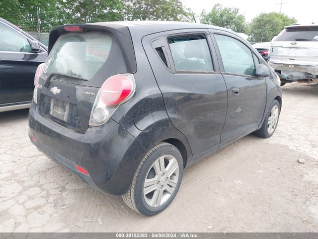 Chevrolet Spark Ls Auto 2014 KL8CB6S95EC527617 Image 4