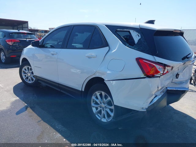 Chevrolet EQUINOX LS 2018 2GNAXHEVXJ6326021 Image 3