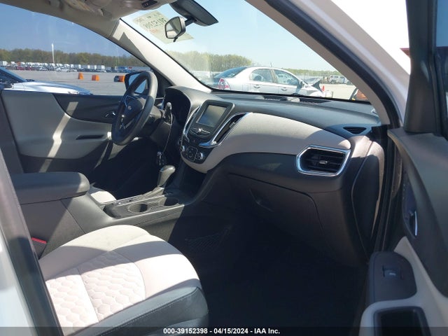Chevrolet EQUINOX LS 2018 2GNAXHEVXJ6326021 Image 5