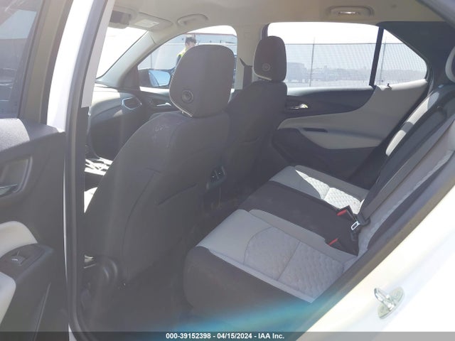 Chevrolet EQUINOX LS 2018 2GNAXHEVXJ6326021 Image 8