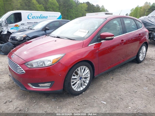 Ford Focus Titanium 2017 1FADP3N20HL333985 Image 2