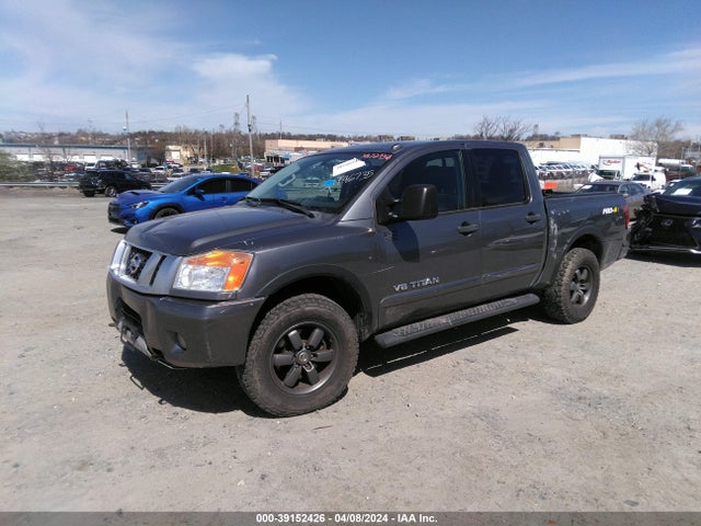 Nissan Titan Pro-4x 2014 1N6AA0EC2EN517442 Image 2