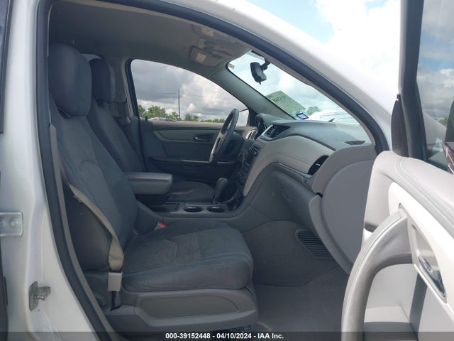 Chevrolet Traverse Ls 2017 1GNKRFED8HJ153638 Image 5