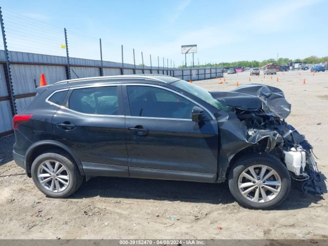 JN1BJ1CP8JW109389 Nissan Rogue Sport Sv