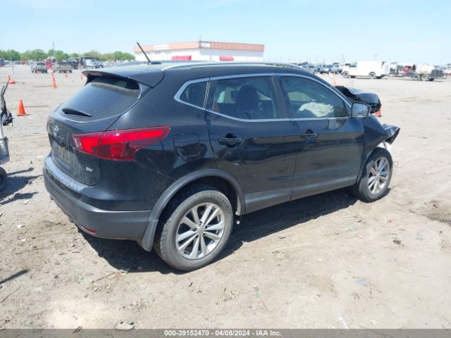 JN1BJ1CP8JW109389 Nissan Rogue Sport Sv