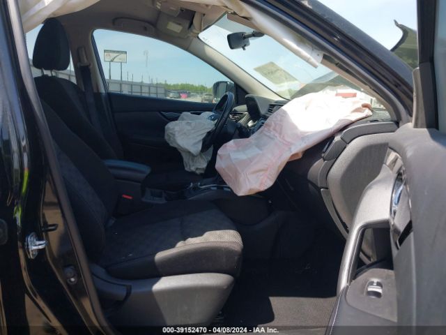 JN1BJ1CP8JW109389 Nissan Rogue Sport Sv