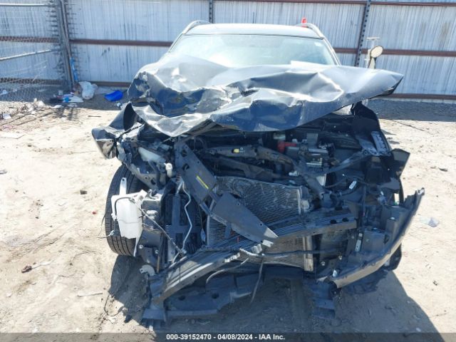 JN1BJ1CP8JW109389 Nissan Rogue Sport Sv