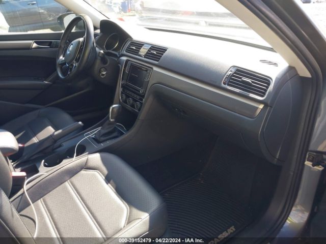 1VWAA7A36JC038459 Volkswagen Passat 2.0t R-line/2.0t S