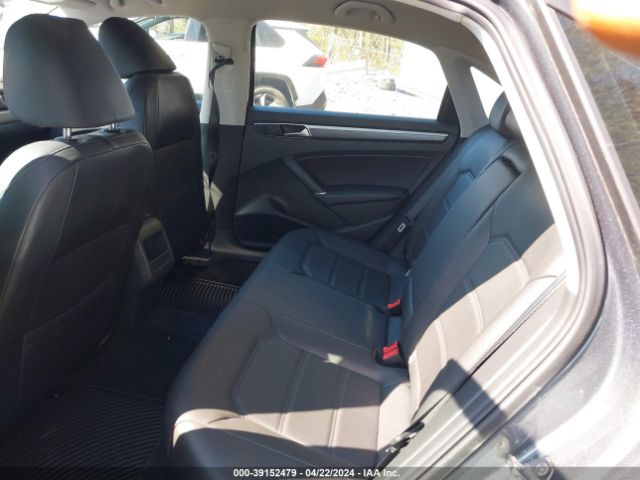 1VWAA7A36JC038459 Volkswagen Passat 2.0t R-line/2.0t S