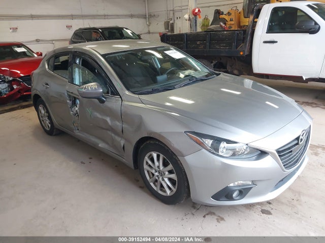 2015 3MZBM1L78FM135466 main image