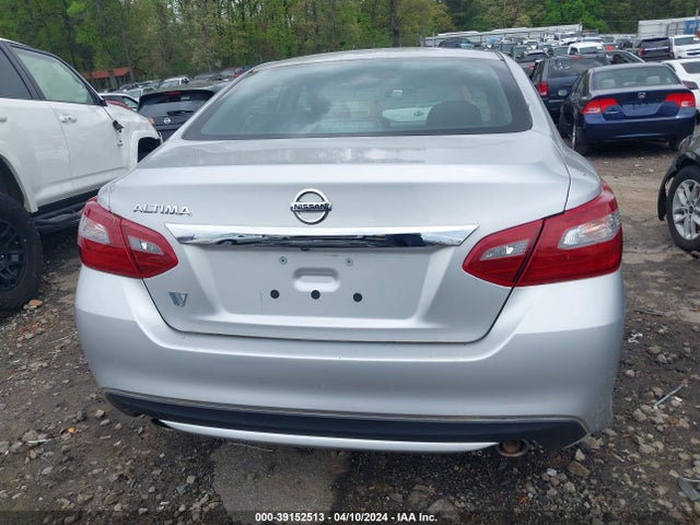 Nissan Altima 2.5 S 2018 1N4AL3AP3JC298073 Image 16
