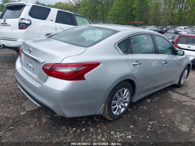 Nissan Altima 2.5 S 2018 1N4AL3AP3JC298073 Image 4