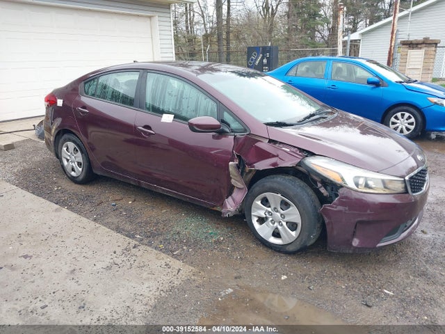 KIA FORTE LX 2018 3KPFK4A77JE274280 Image 1