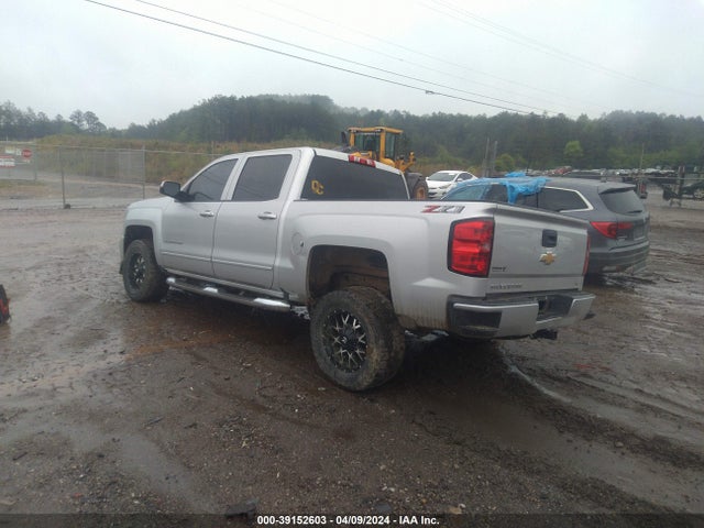 Chevrolet Silverado 1500 2lt 2018 3GCUKREC1JG558939 Image 3