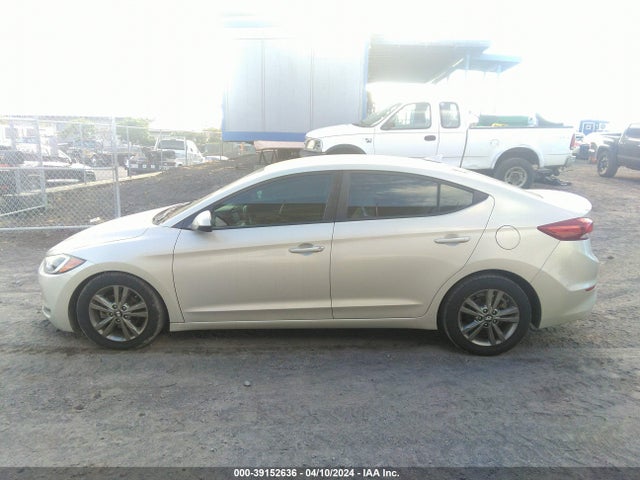 Hyundai ELANTRA SEL 2018 5NPD84LF7JH214876 Image 14
