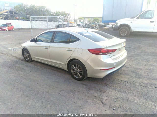 Hyundai ELANTRA SEL 2018 5NPD84LF7JH214876 Image 3