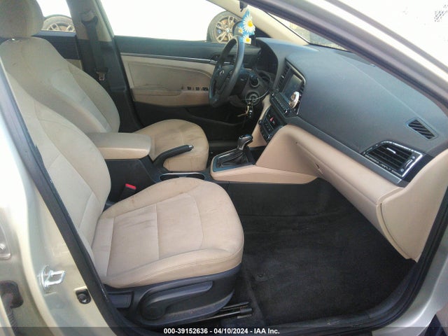 Hyundai ELANTRA SEL 2018 5NPD84LF7JH214876 Image 5